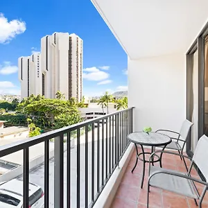 Cozy Waikiki Getaway, Stroll To With Free Parking Honolulu